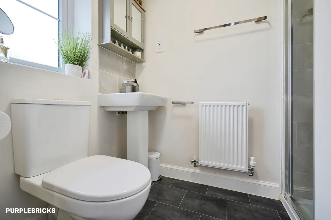 Bradshaw Drive, Coalville, LE67, photo 23