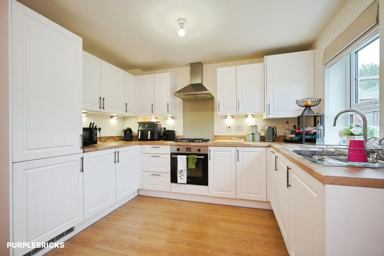 Bradshaw Drive, Coalville, LE67, photo 11