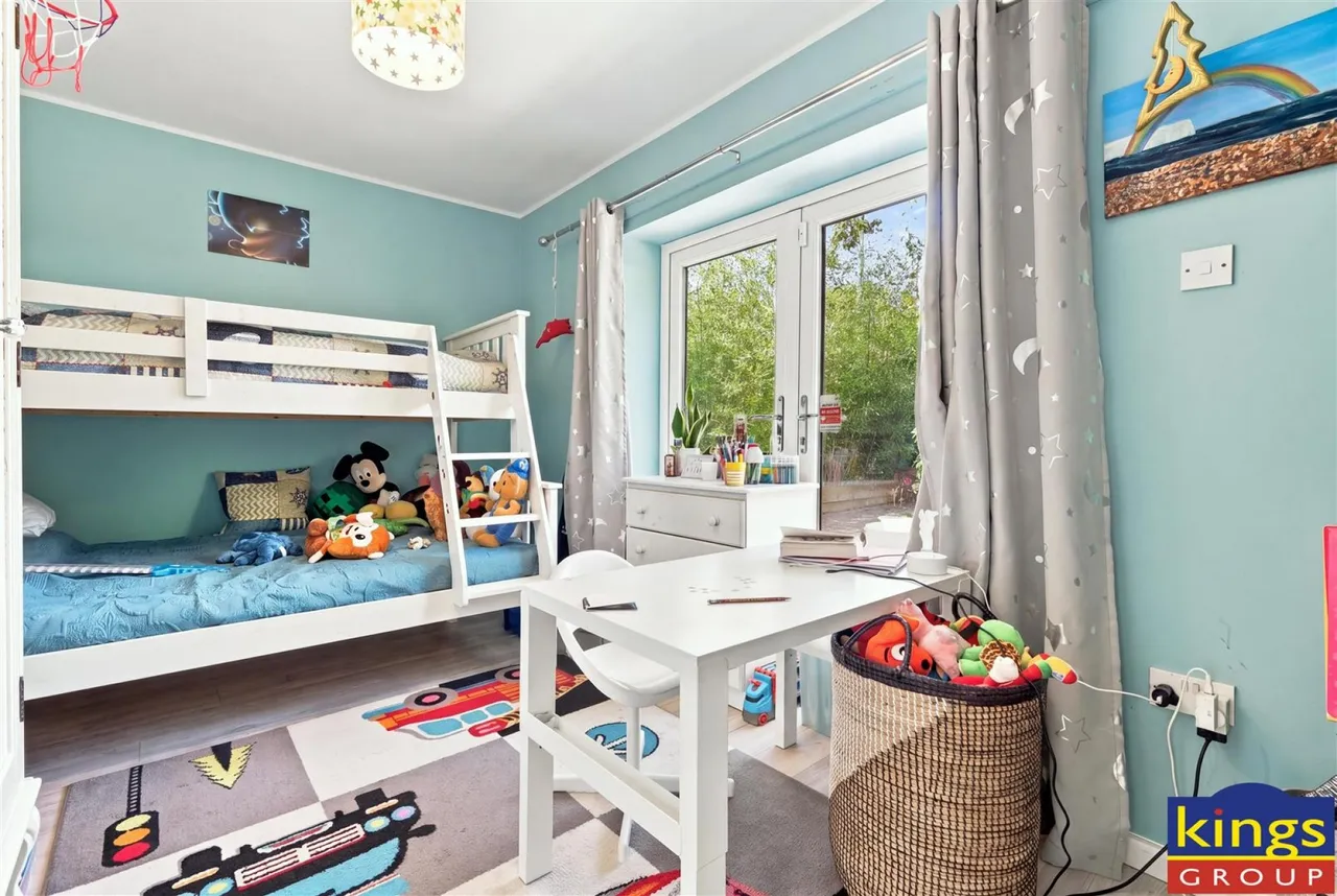 Latchett Road, London, photo 20