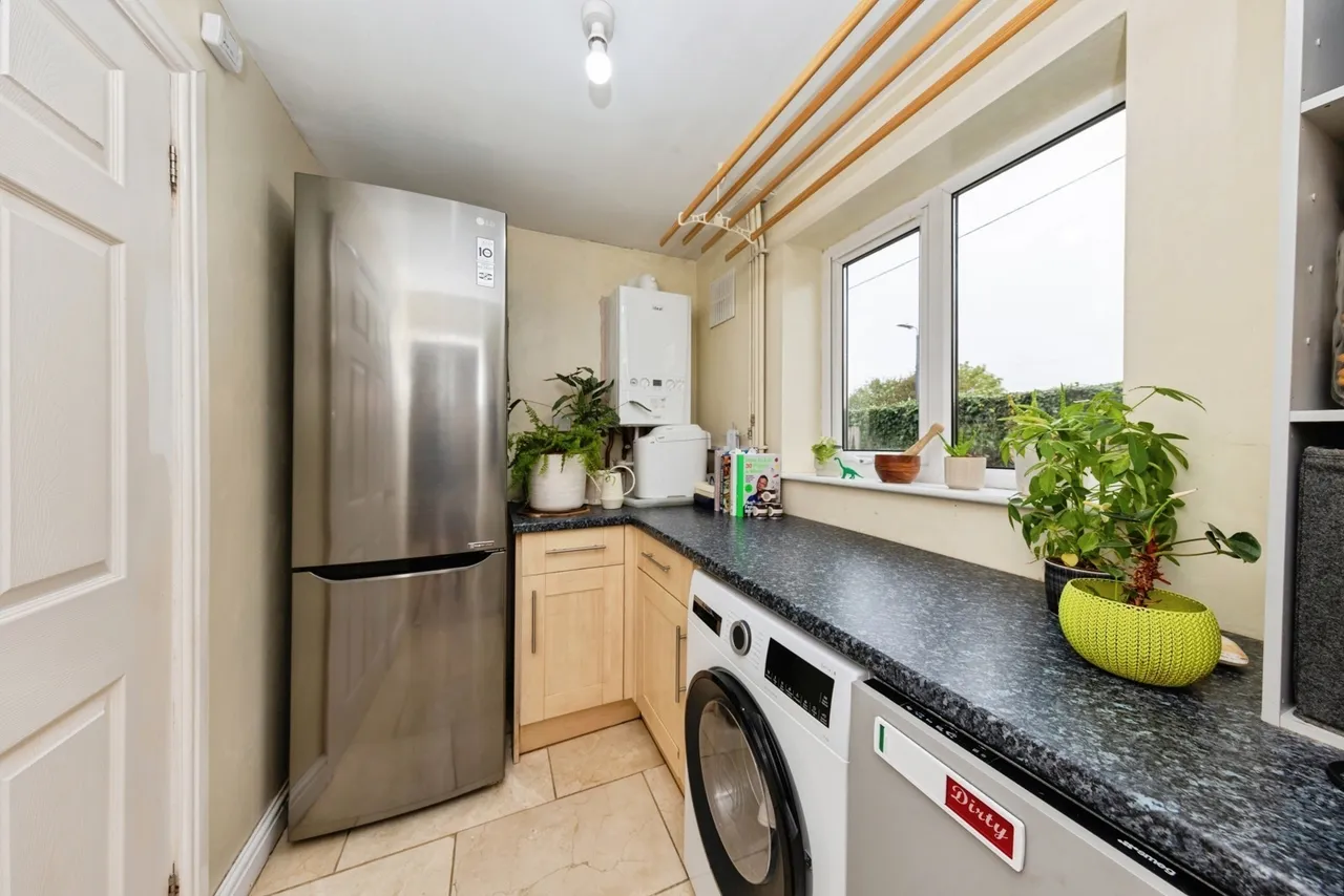 Woodbrook Terrace, Burry Port, SA16, photo 12
