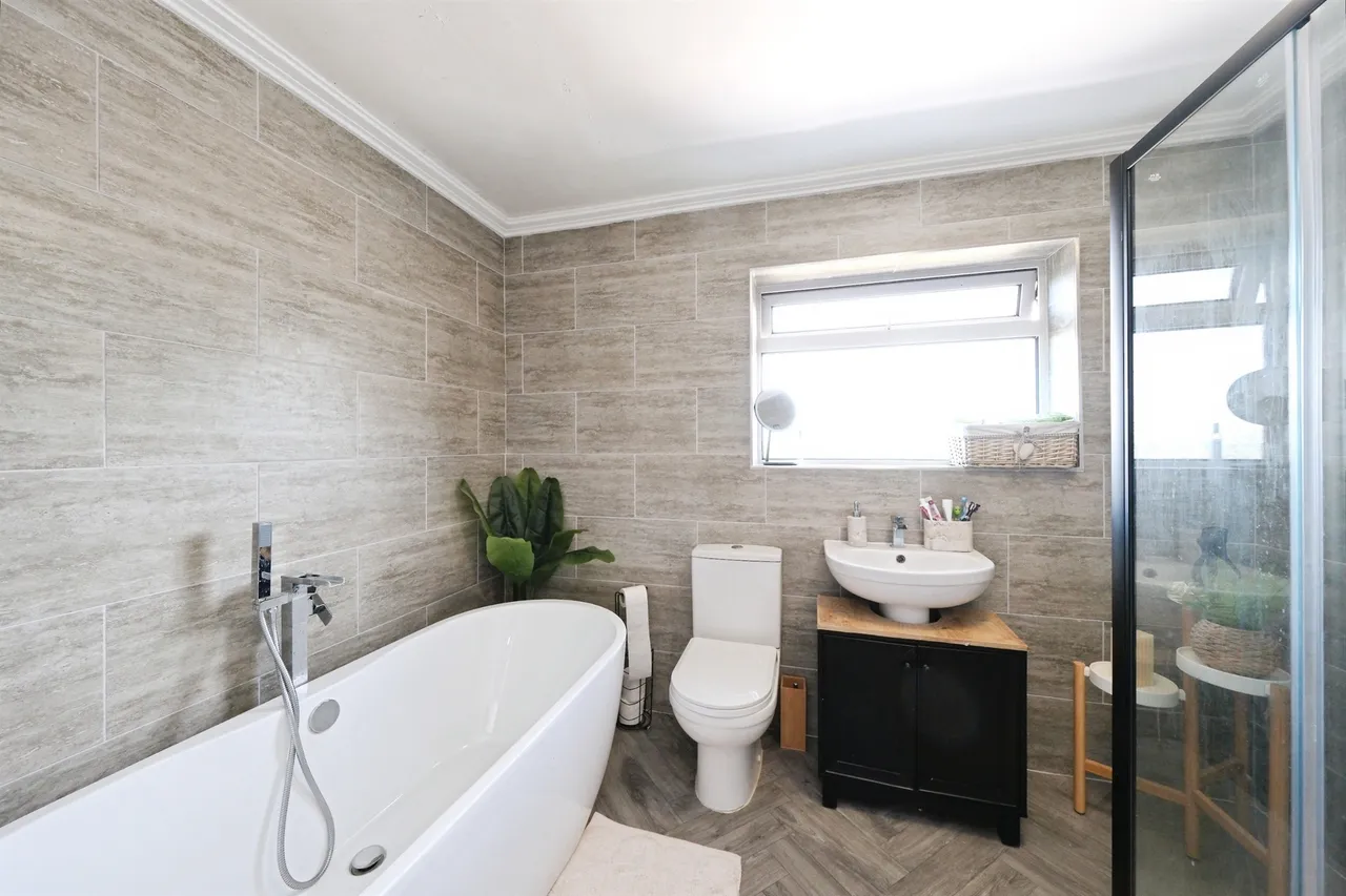 Dalebrook Road, Burton-On-Trent, DE15, photo 11