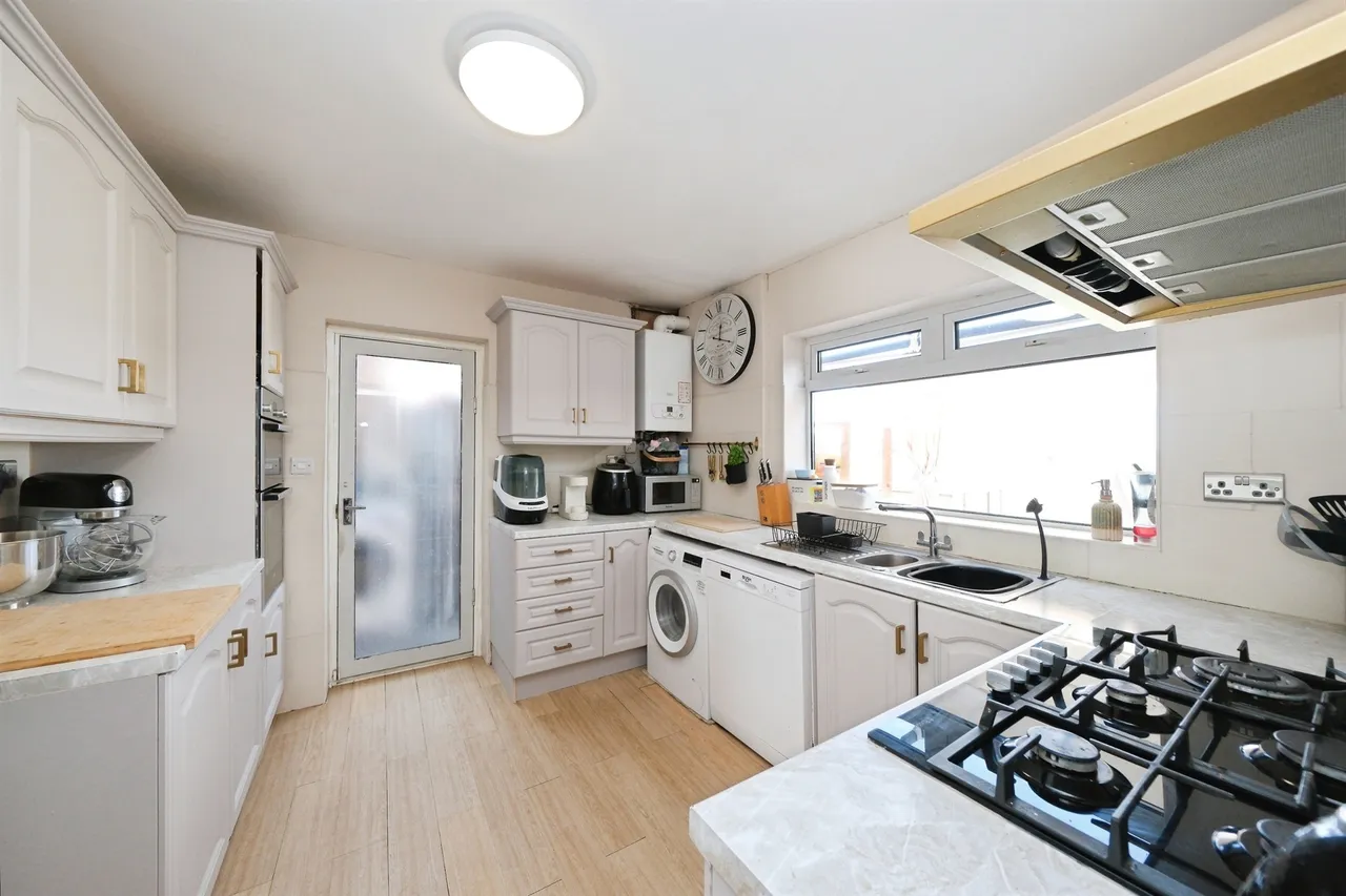 Dalebrook Road, Burton-On-Trent, DE15, photo 14