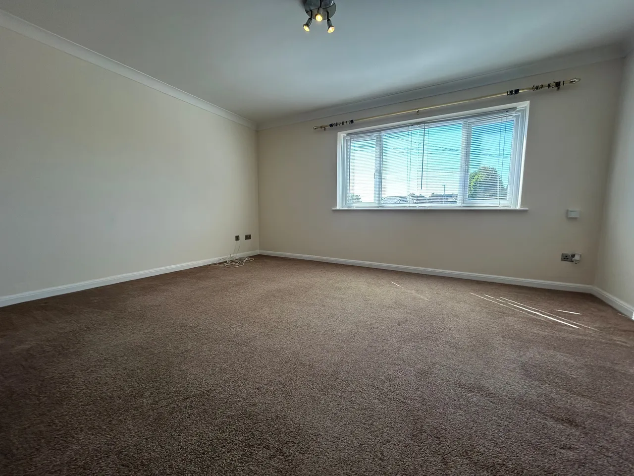 Ophir Road, Portsmouth, PO2, photo 3