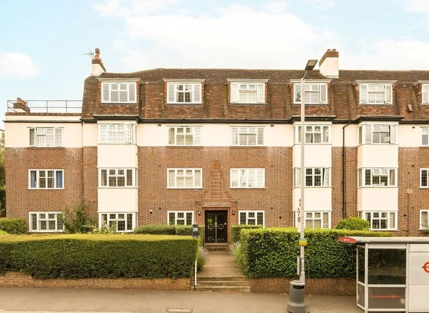 1 bed flat for sale — St. Mark's Hill, Surbiton, KT6