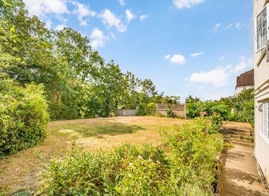 St. Mark's Hill, Surbiton, KT6, photo 6