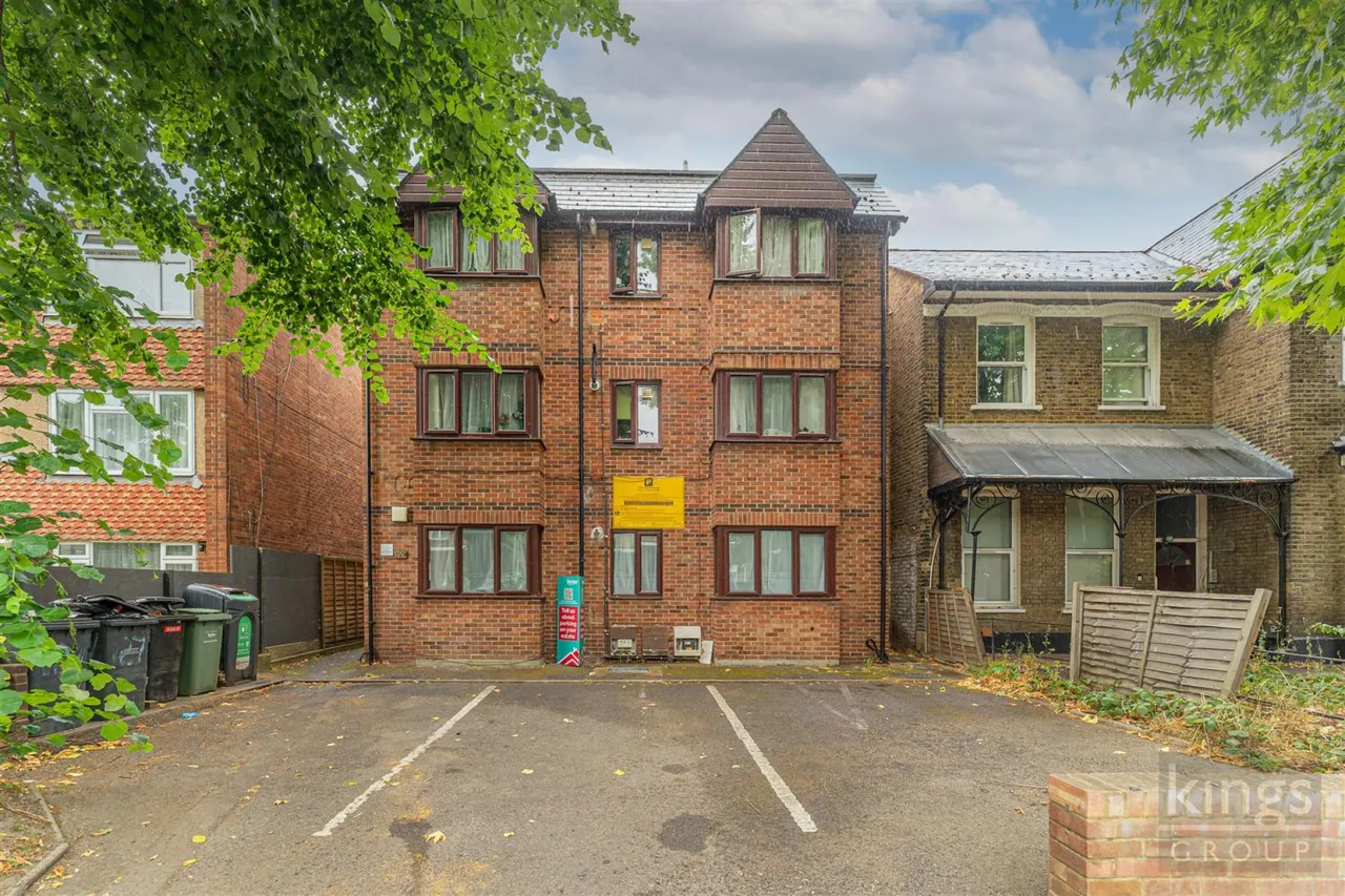 2 bed flat for sale, Northumberland Park, London