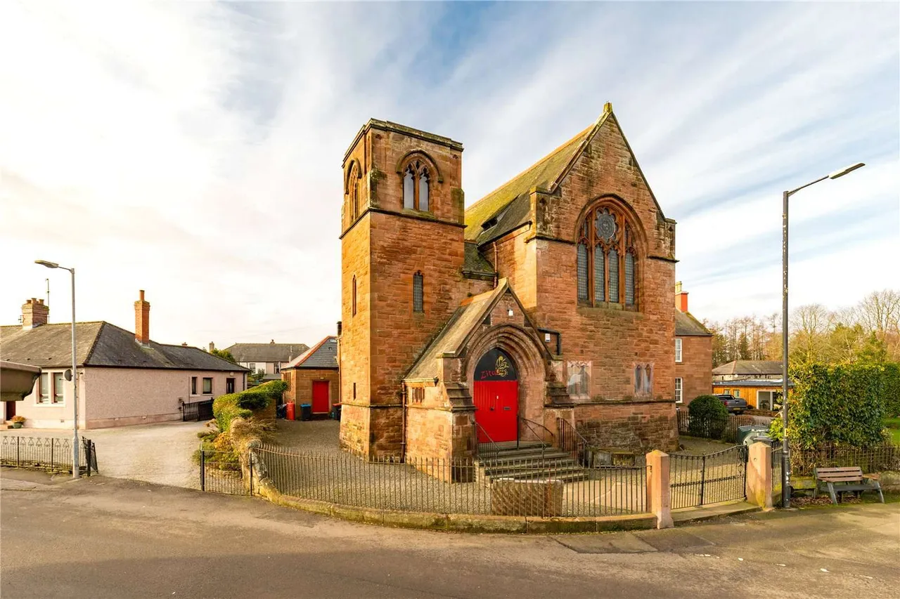 Zitan, Townhead Street, Thornhill, Dumfries and Galloway, DG3 5NW, photo 4