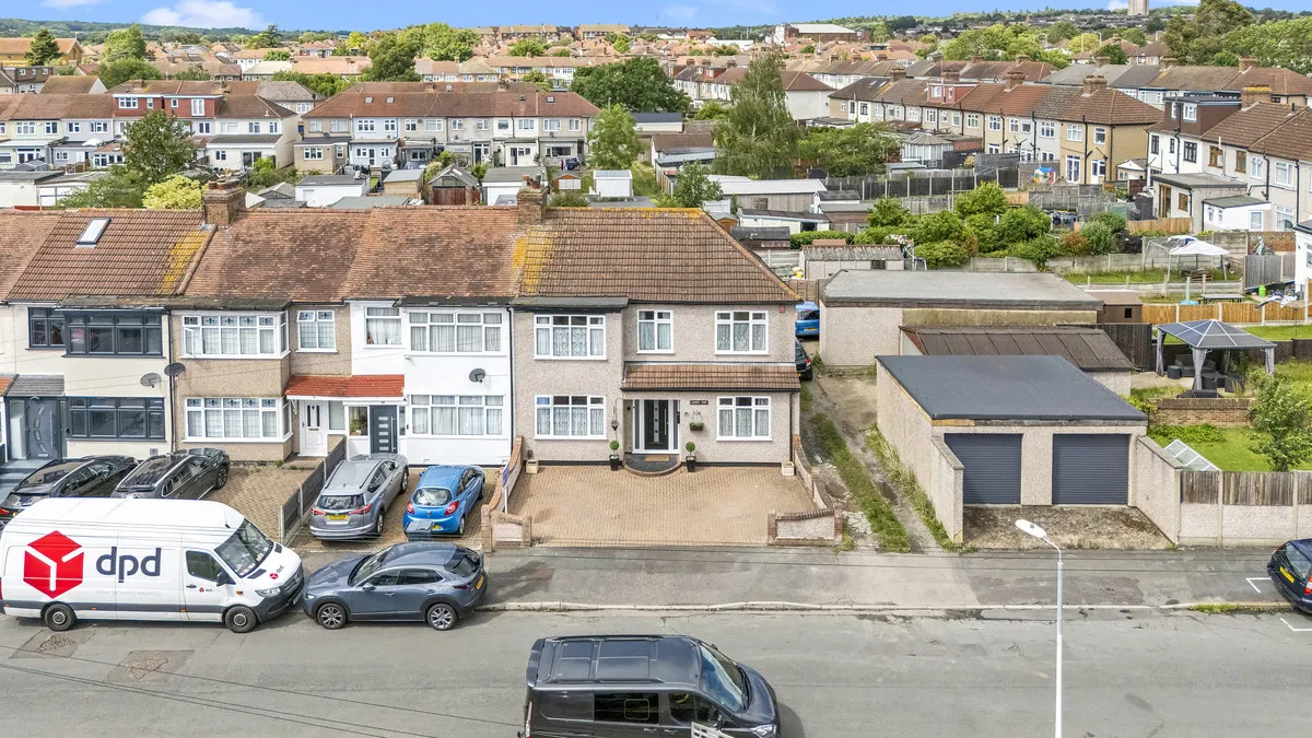 Lynton Avenue, Romford, RM7 8NL, photo 21