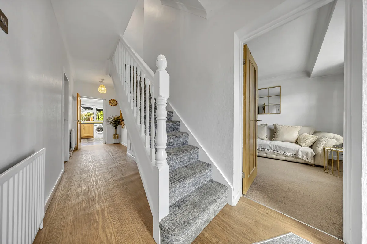 Lynton Avenue, Romford, RM7 8NL, photo 6
