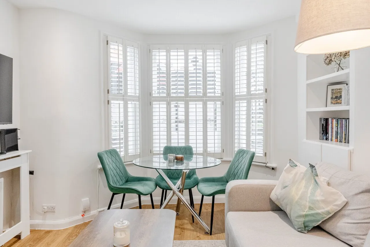 Queenstown Road, Battersea, London, SW8, photo 12