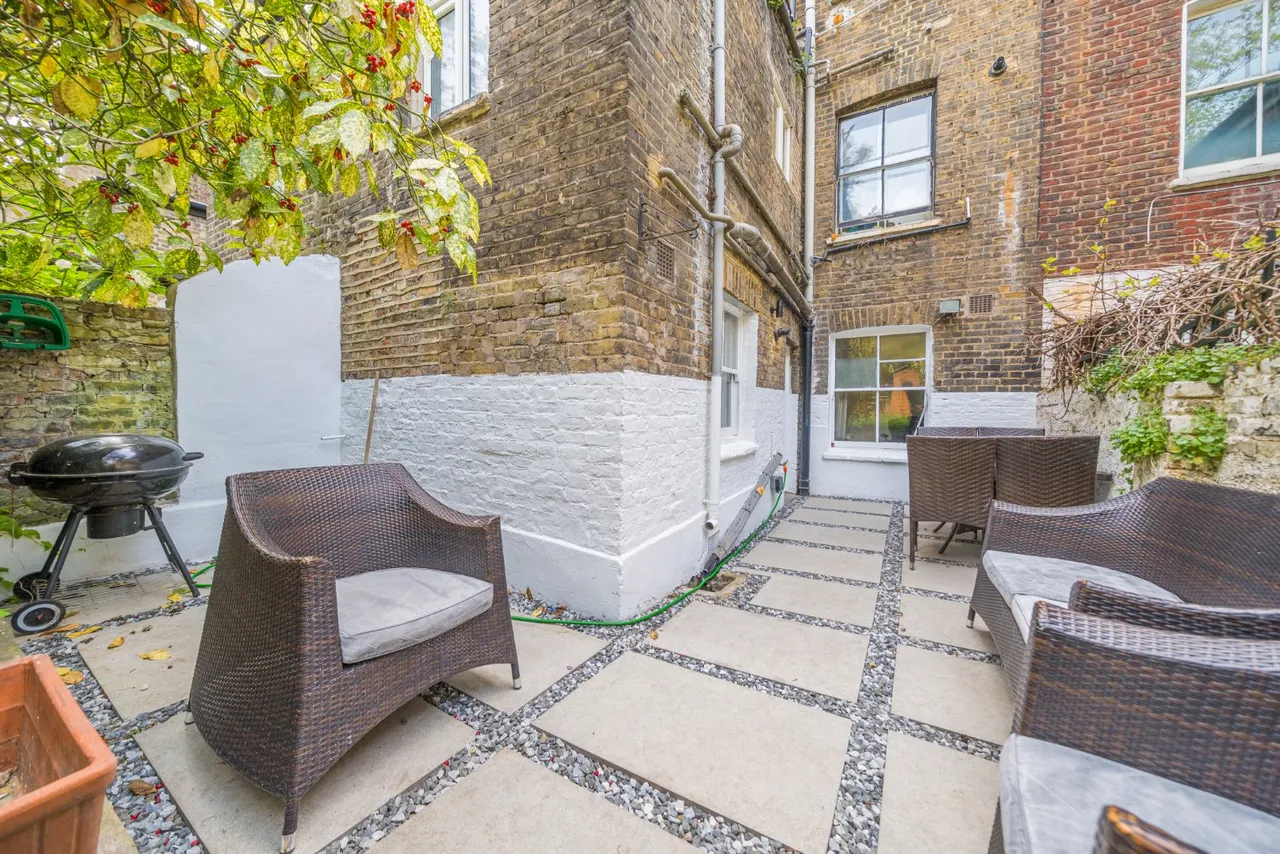 Queenstown Road, Battersea, London, SW8, photo 5