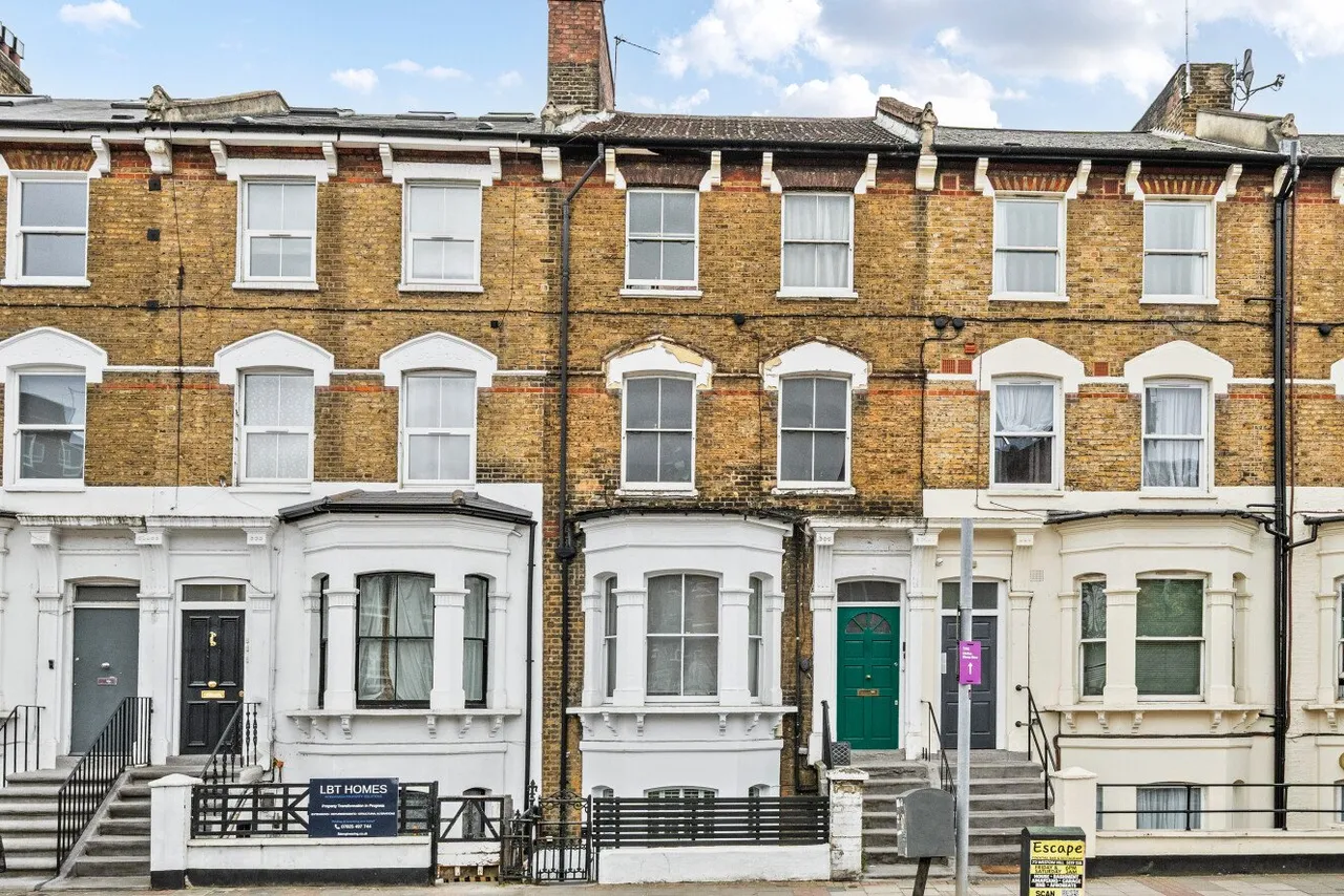Queenstown Road, Battersea, London, SW8, photo 3