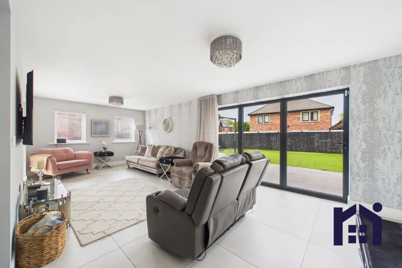 Armetriding Reaches, Euxton, Chorley, PR7 6GY, photo 7