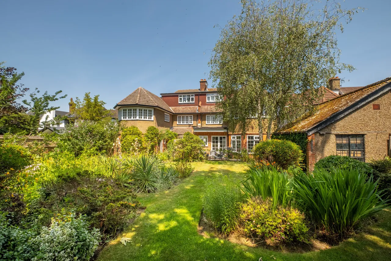 Cranes Drive, Surbiton, KT5, photo 4