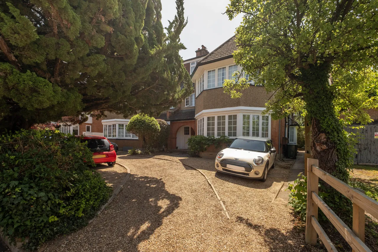 Cranes Drive, Surbiton, KT5, photo 10