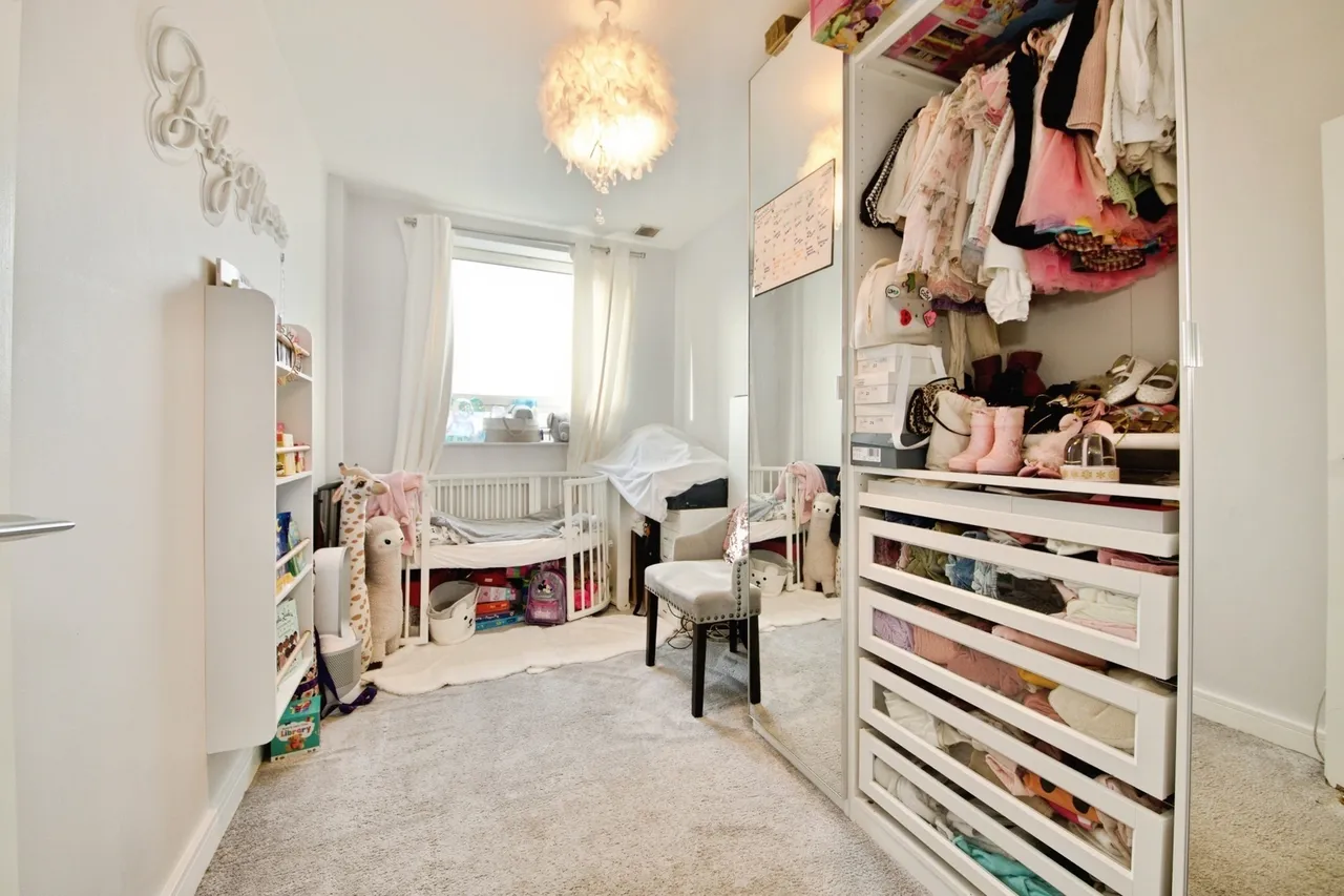 High Road, Chadwell Heath, Romford, RM6, photo 10