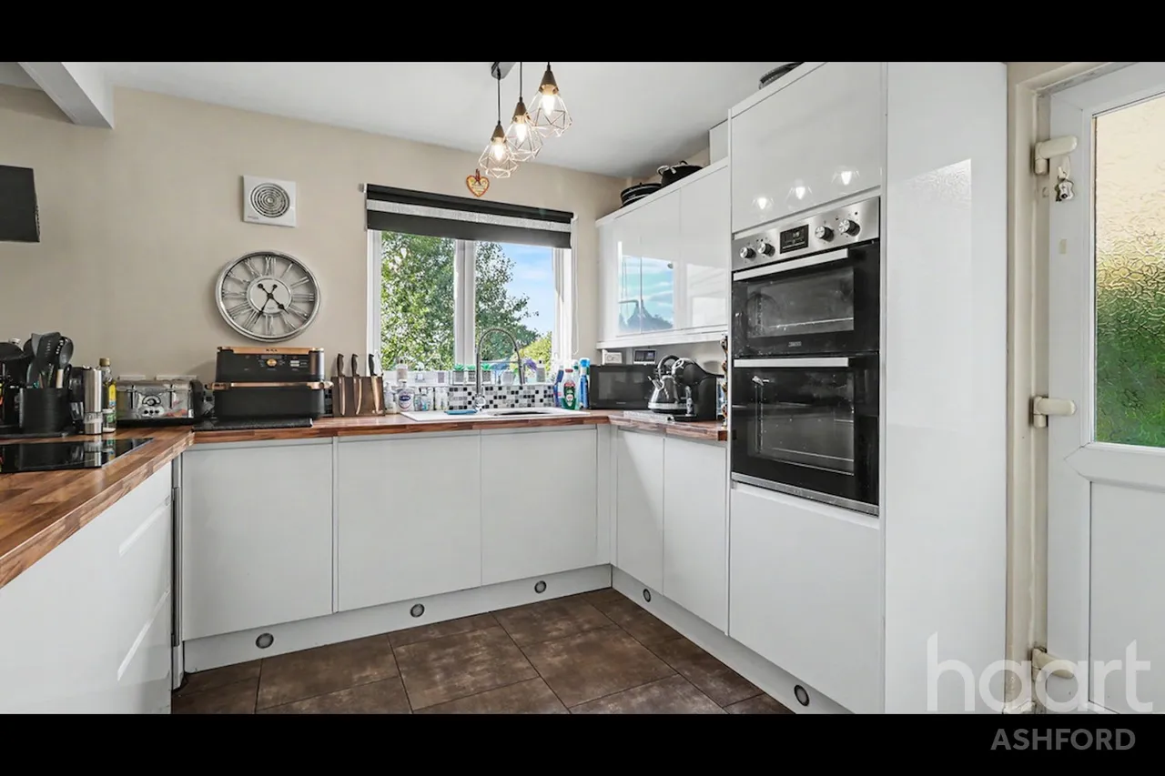 Paddock Road, Ashford, TN23, photo 6