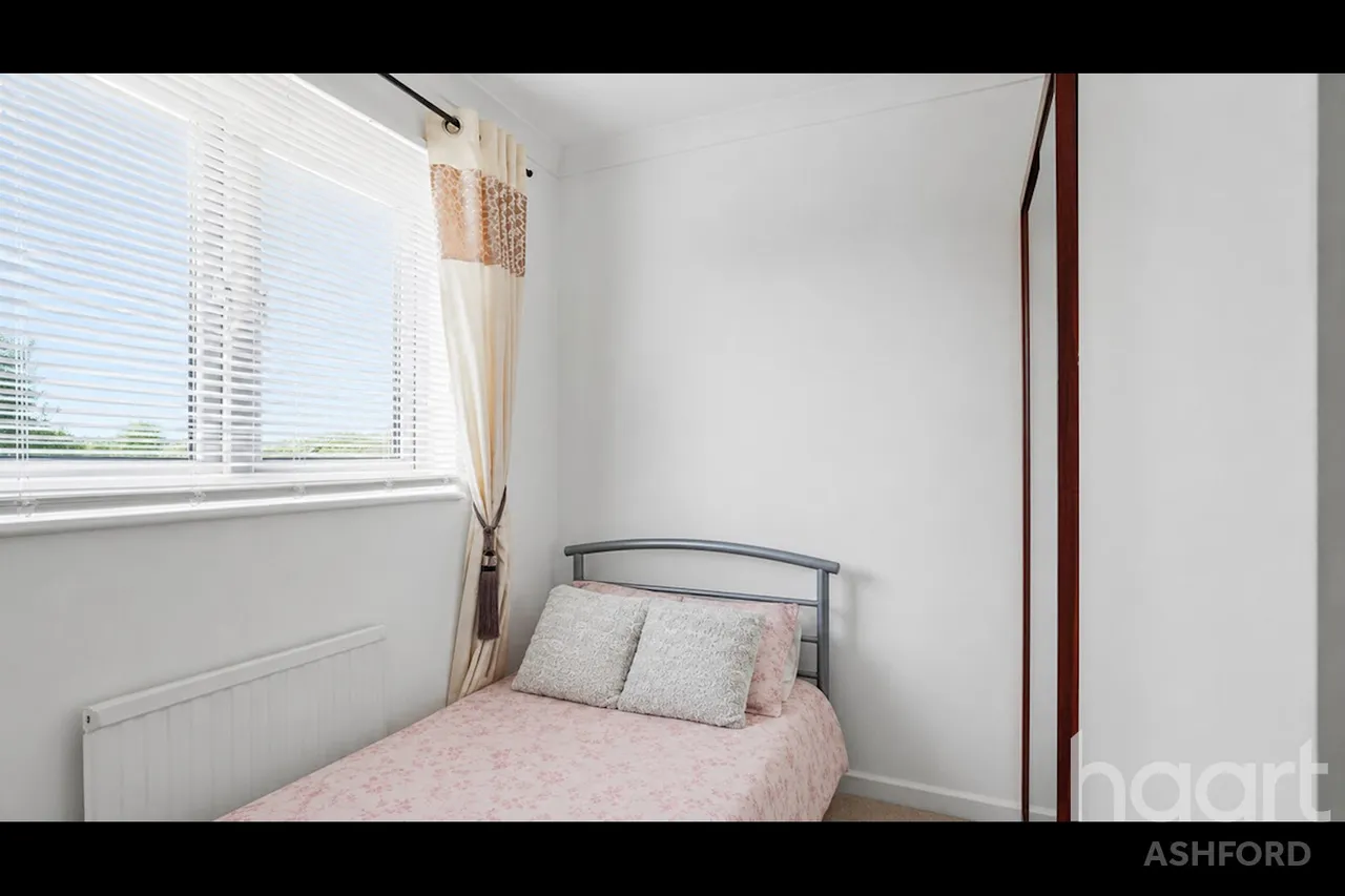 Paddock Road, Ashford, TN23, photo 16