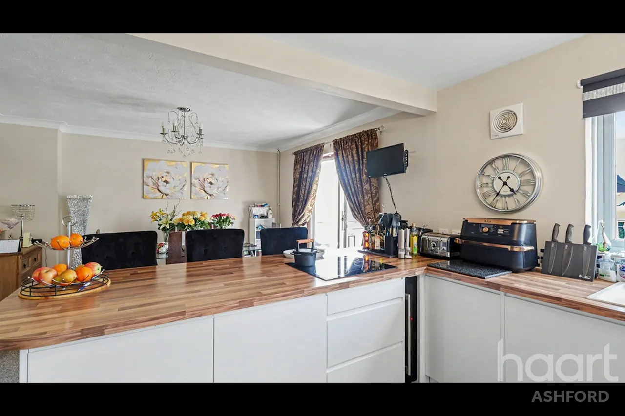 Paddock Road, Ashford, TN23, photo 7