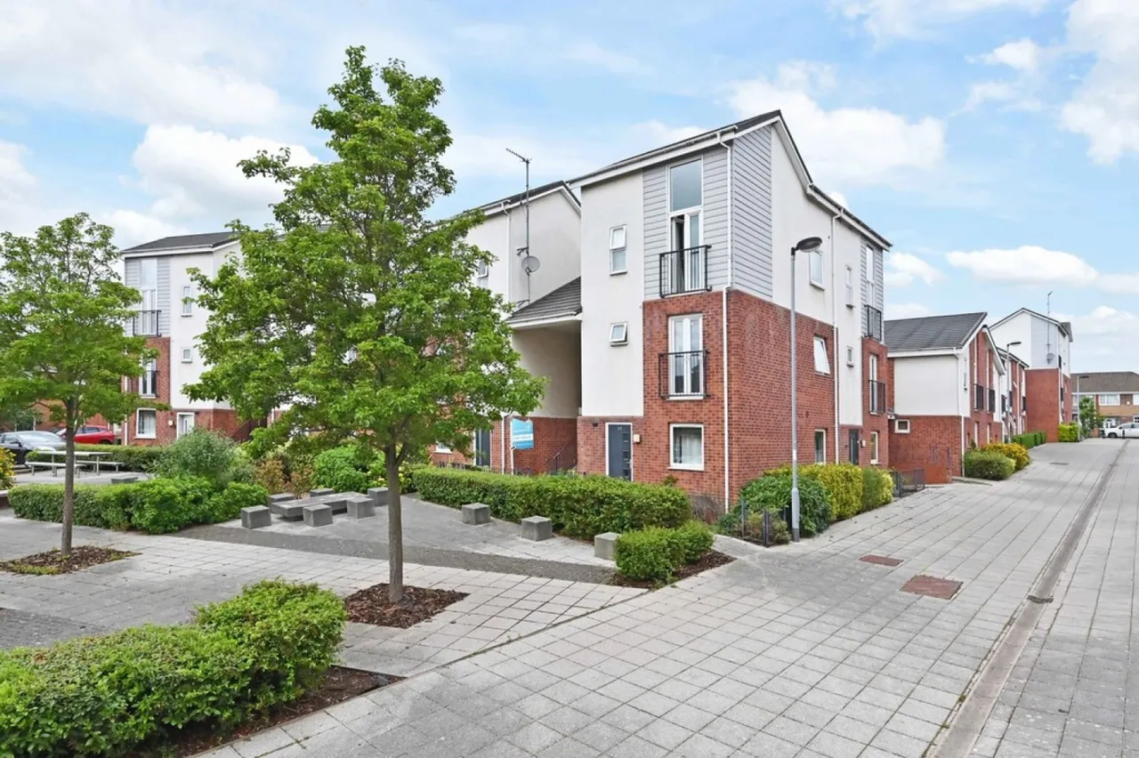 2 bed flat for sale — Lock Keepers Way, Hanley, Stoke-on-Trent