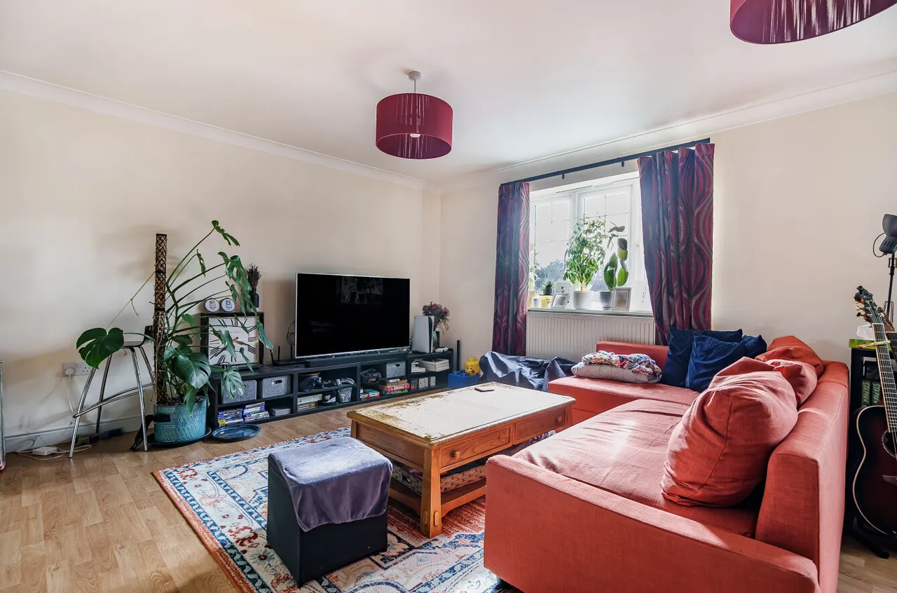 Frimley Green Road, Frimley Green, Camberley, Surrey, GU16 6LD, photo 2