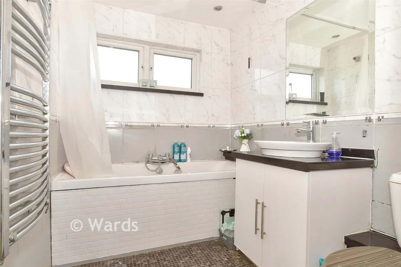 Vincent Road, Sittingbourne, ME10, photo 8