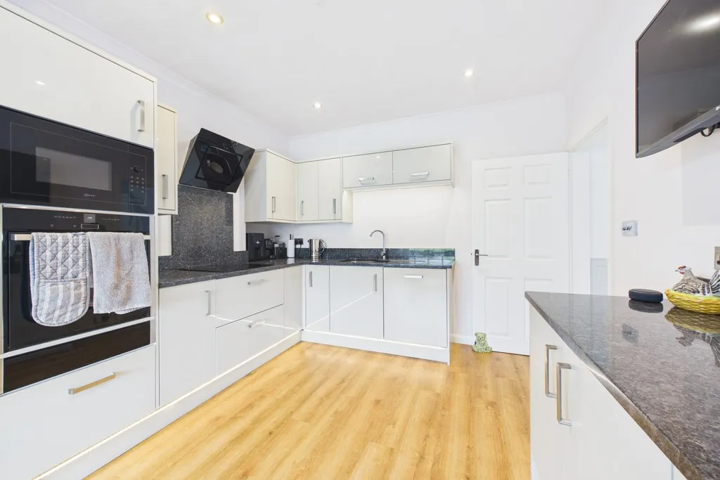 Burneside Road, Kendal, LA9, photo 7