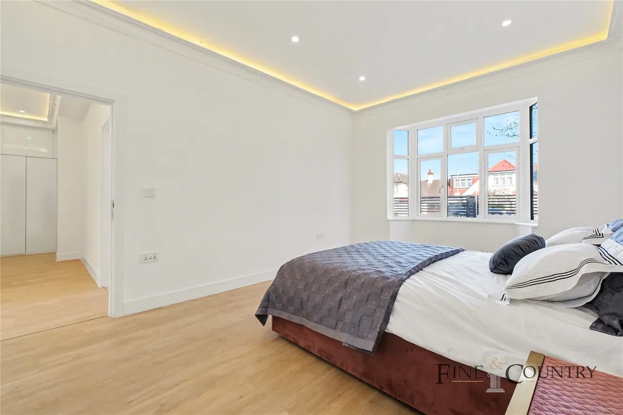 Purley Avenue, London, photo 11
