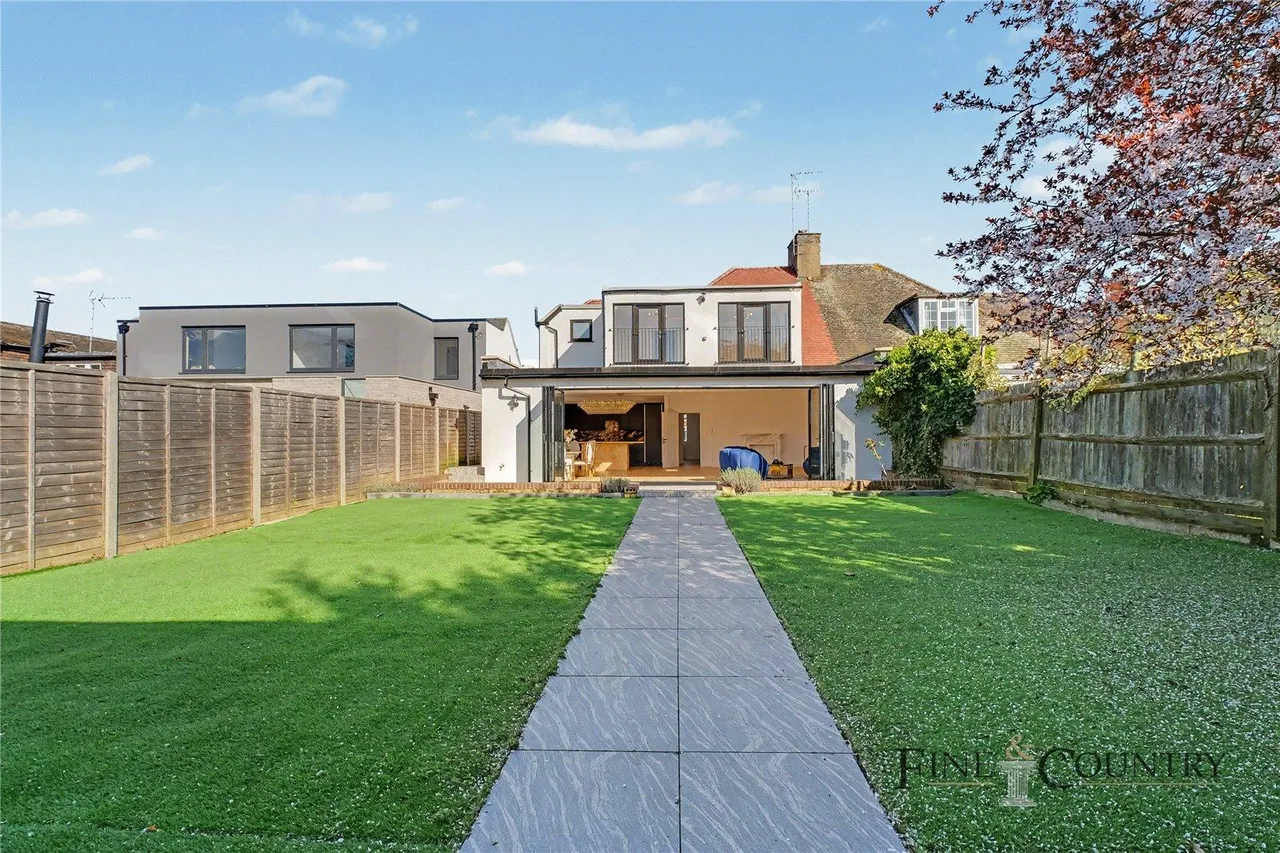 Purley Avenue, London, photo 18