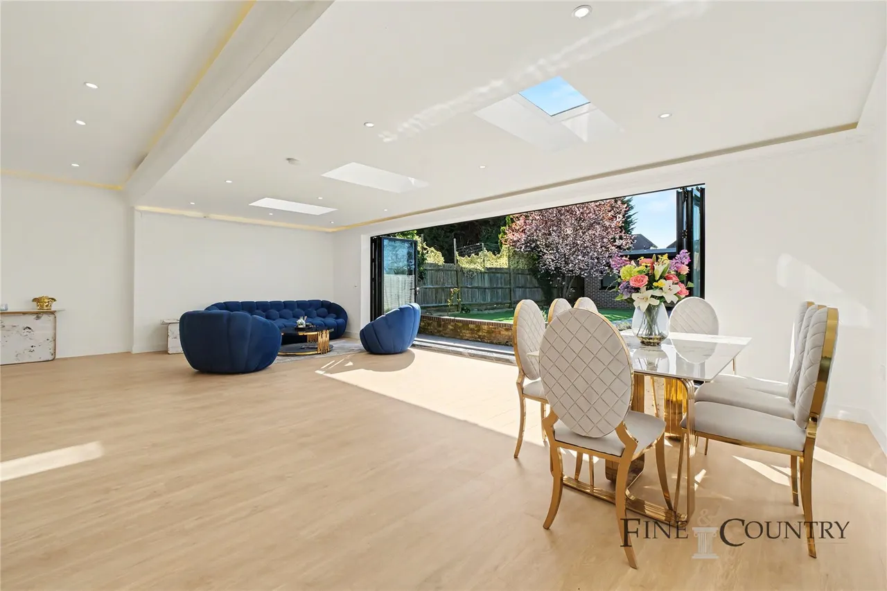 Purley Avenue, London, photo 5