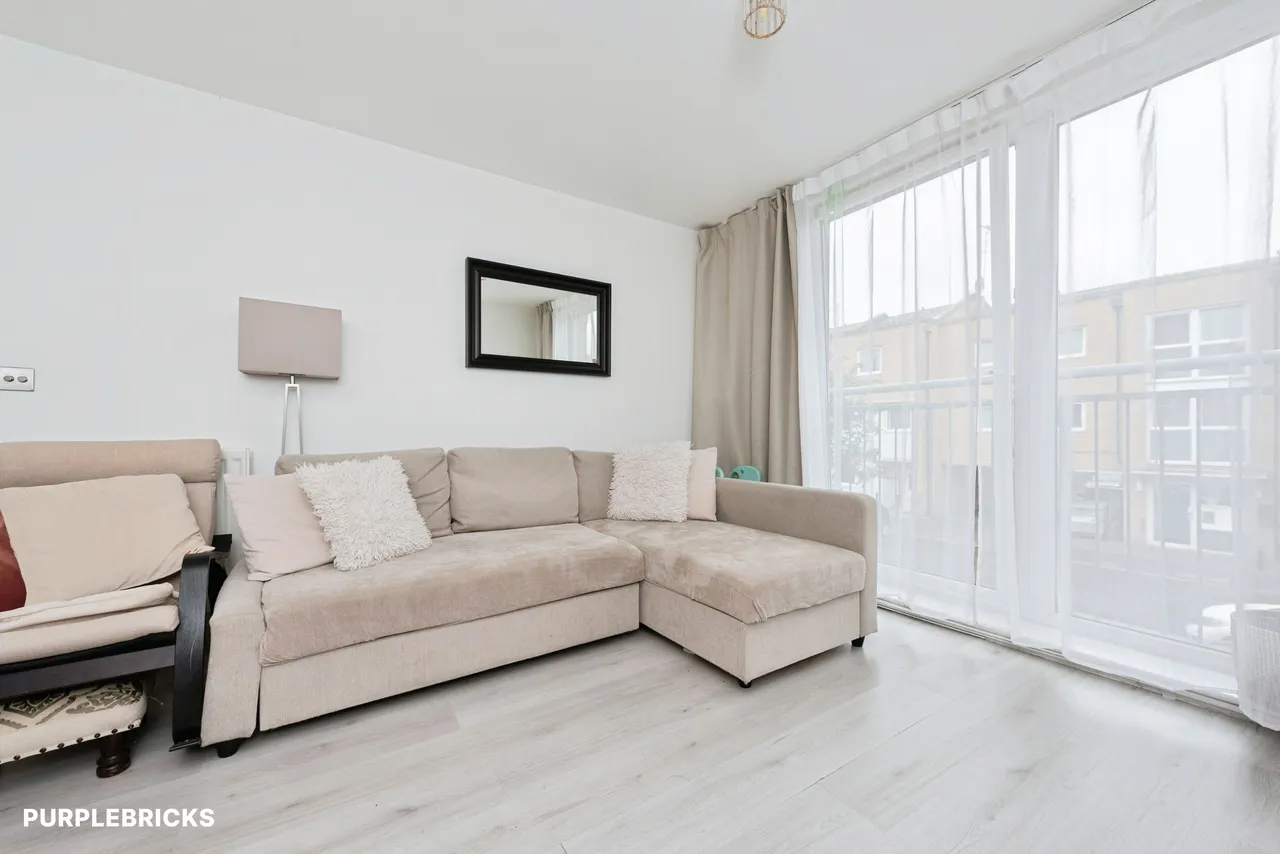 Wooldridge Close, Feltham, TW14, photo 14