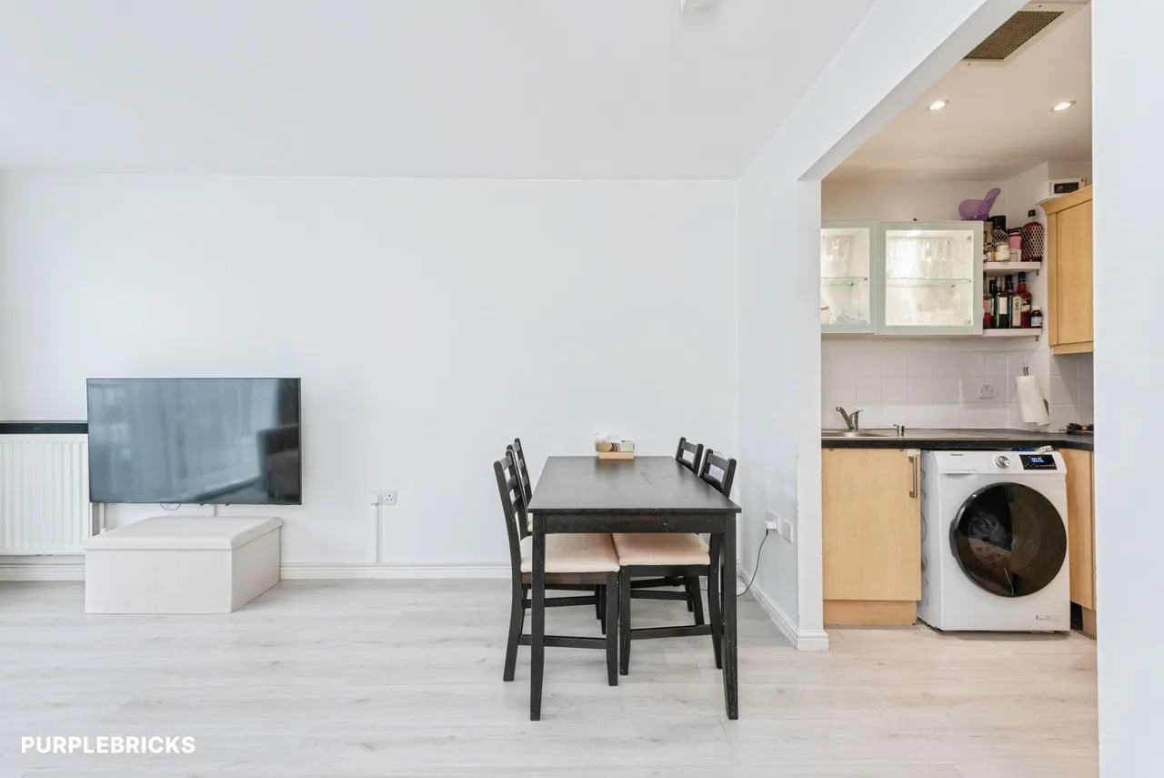 Wooldridge Close, Feltham, TW14, photo 15
