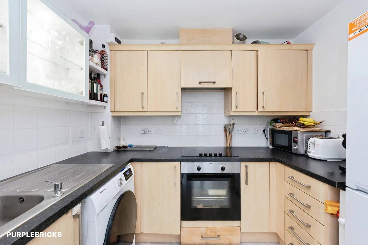 Wooldridge Close, Feltham, TW14, photo 12