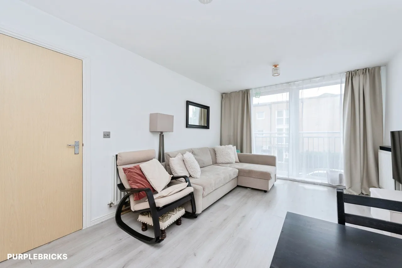 Wooldridge Close, Feltham, TW14, photo 4