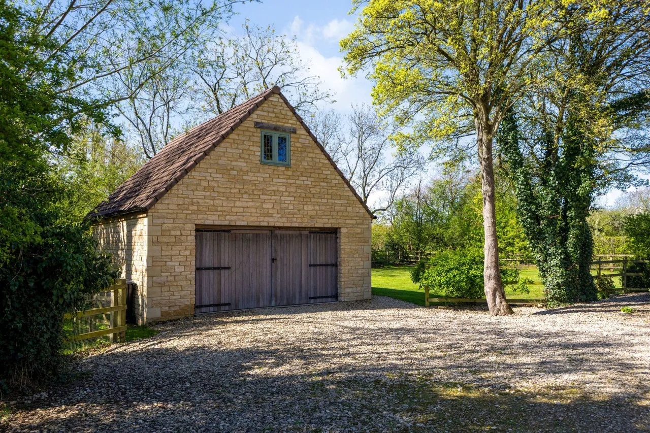 Minety, Malmesbury, SN16, photo 4