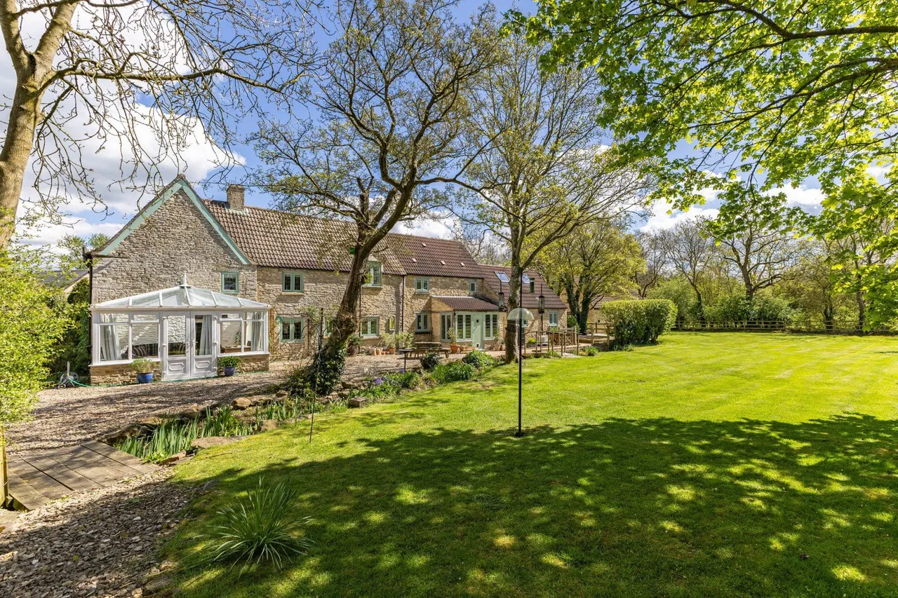 Minety, Malmesbury, SN16, photo 2