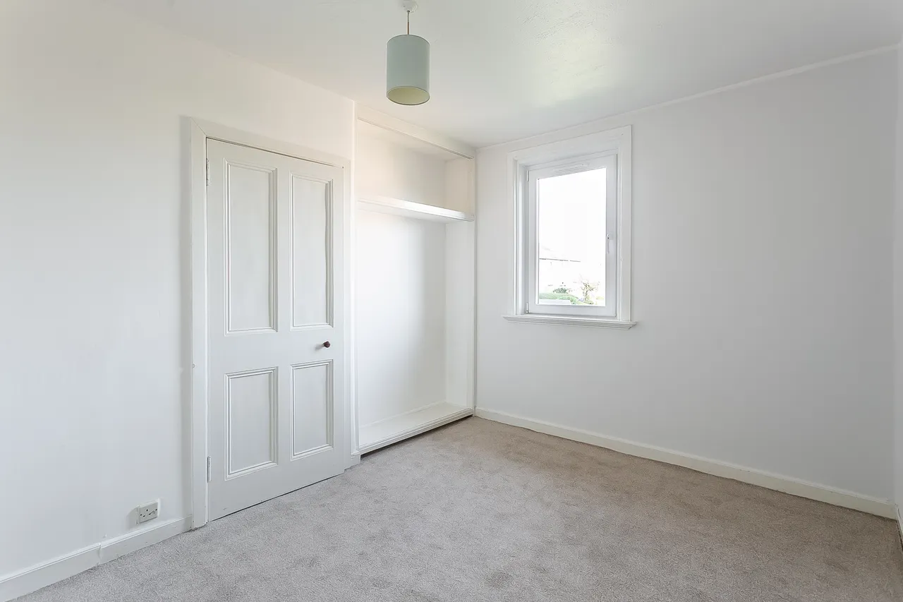 Northfield Crescent, Willowbrae, EH8, photo 18