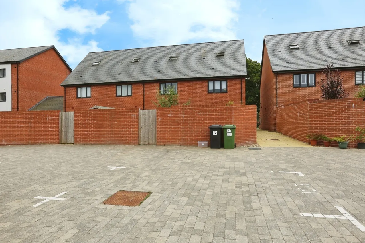 Glassfield Road, Whiteley, PO15, photo 17