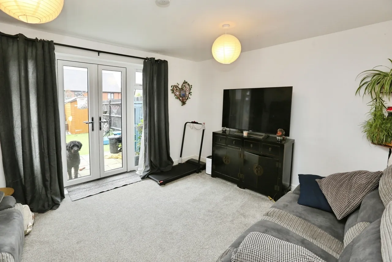 Glassfield Road, Whiteley, PO15, photo 7
