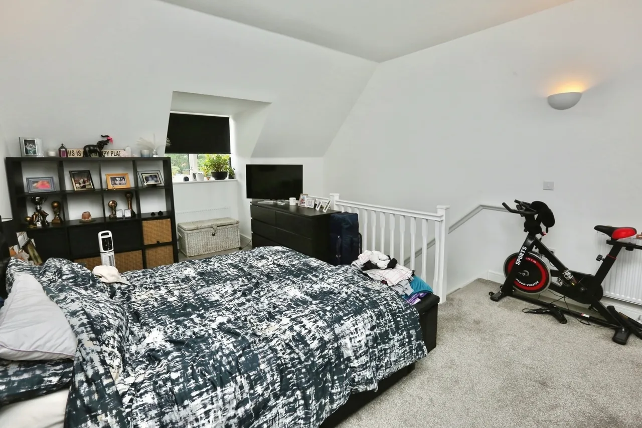 Glassfield Road, Whiteley, PO15, photo 12