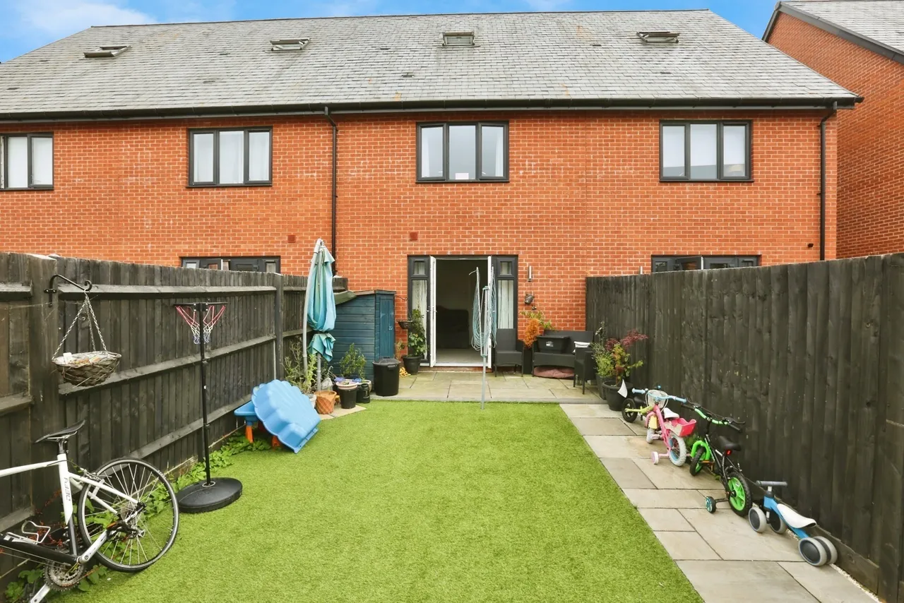 Glassfield Road, Whiteley, PO15, photo 16