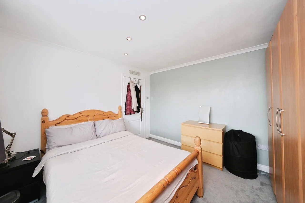 Sandycliffe Close, Mansfield, Nottinghamshire, NG19, photo 12