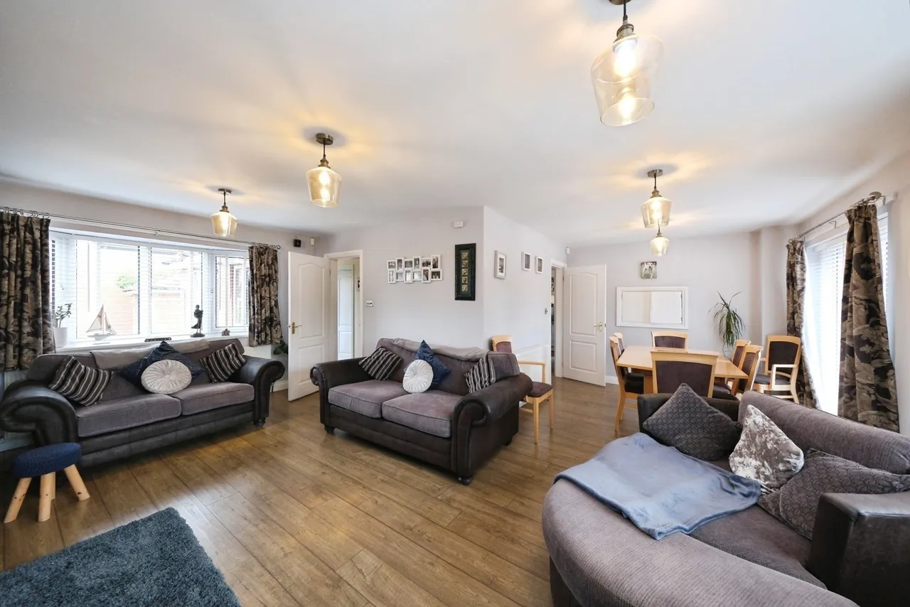 Sandycliffe Close, Mansfield, Nottinghamshire, NG19, photo 6