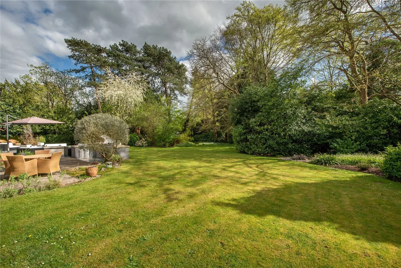 Old Road, Buckland, RH3, photo 6