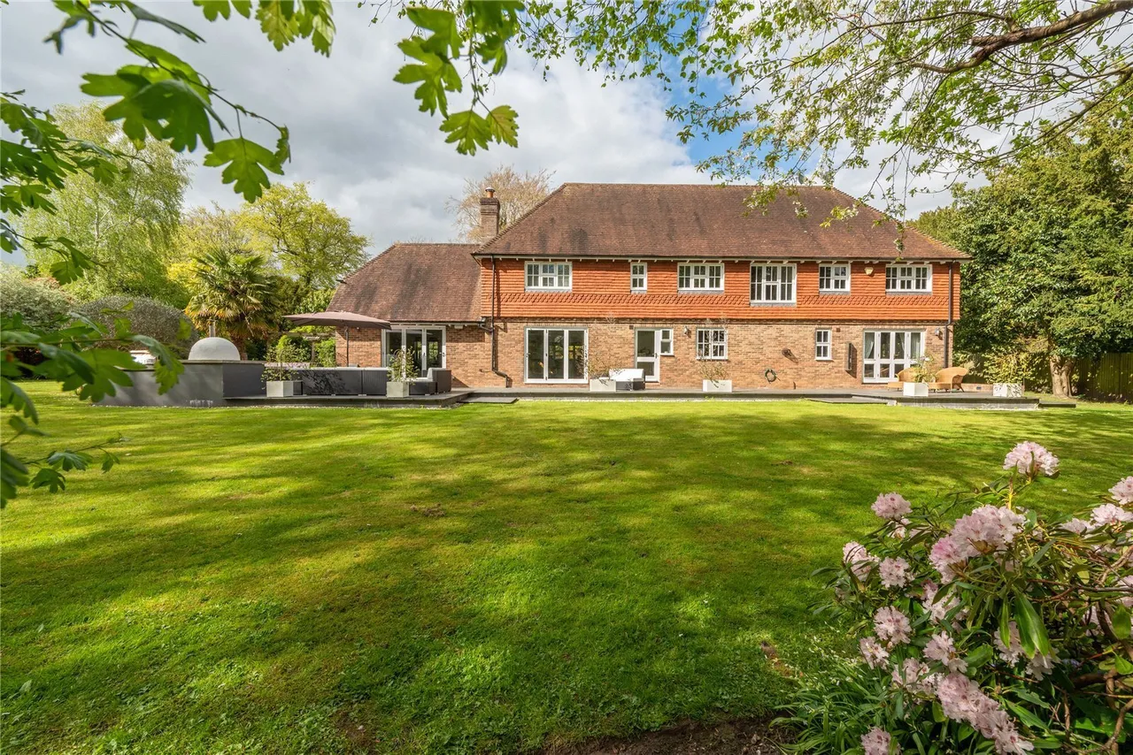 Old Road, Buckland, RH3, photo 13