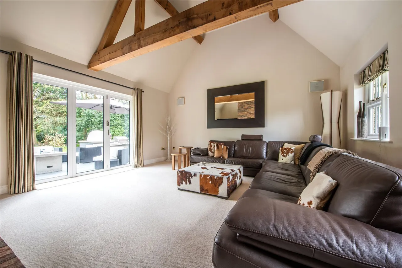 Old Road, Buckland, RH3, photo 10