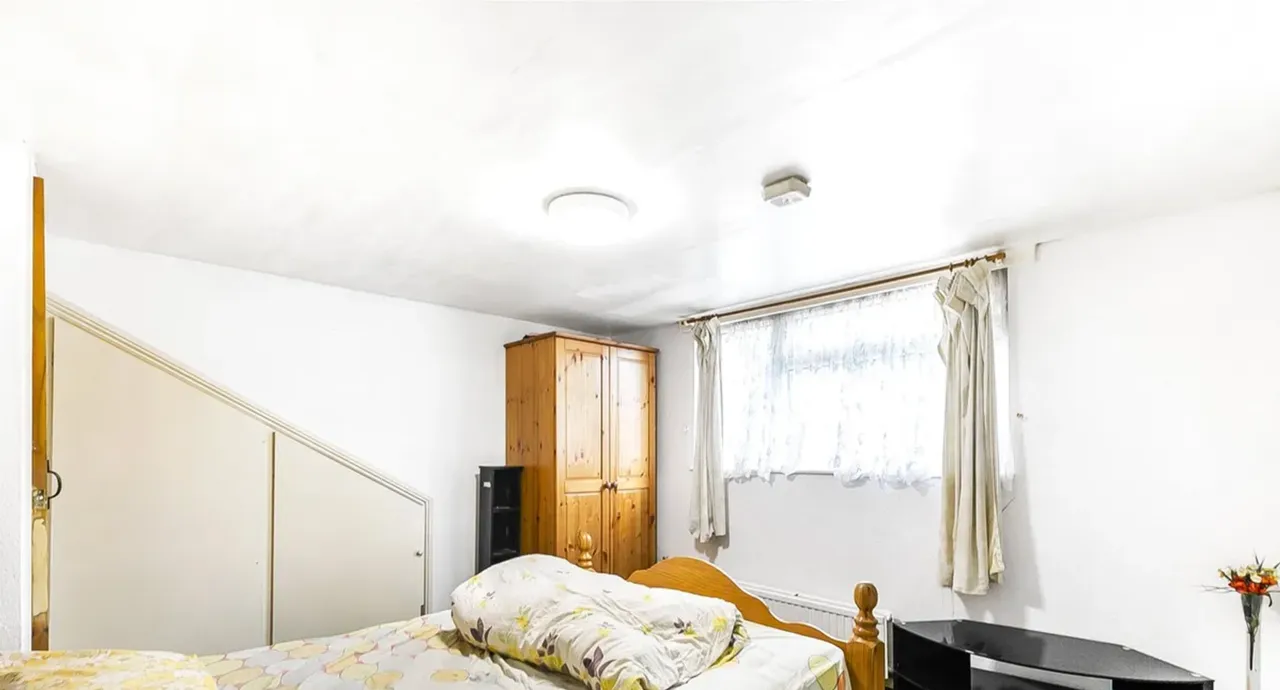 Moorlands Avenue, Mill Hill, NW7, photo 12