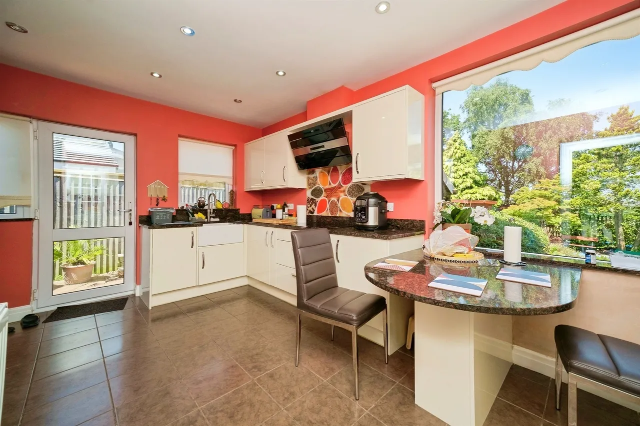 Woodside Road, Wirral, photo 2