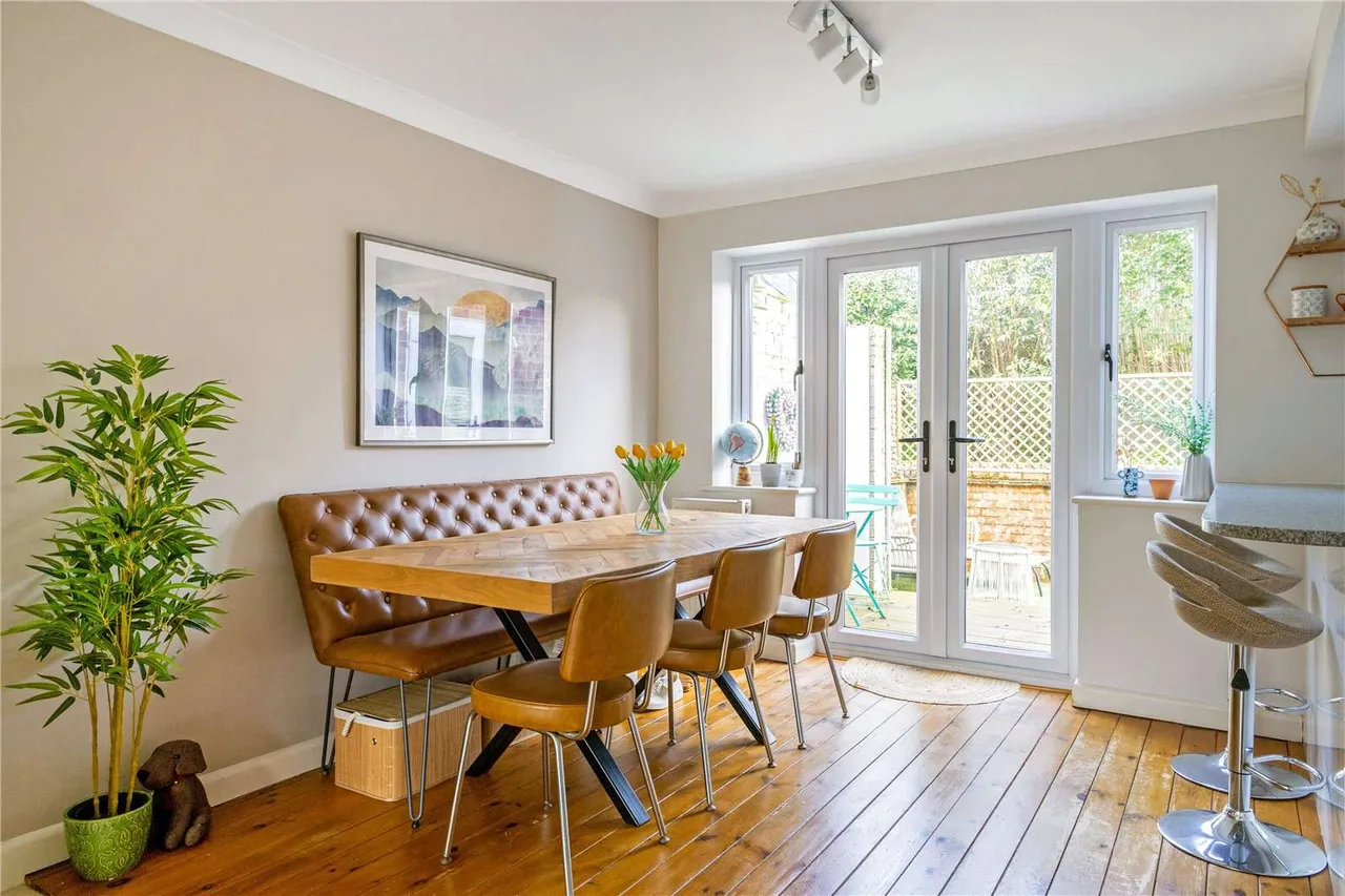 Brunswick Place, Lymington, Hampshire, SO41 9EQ, photo 6