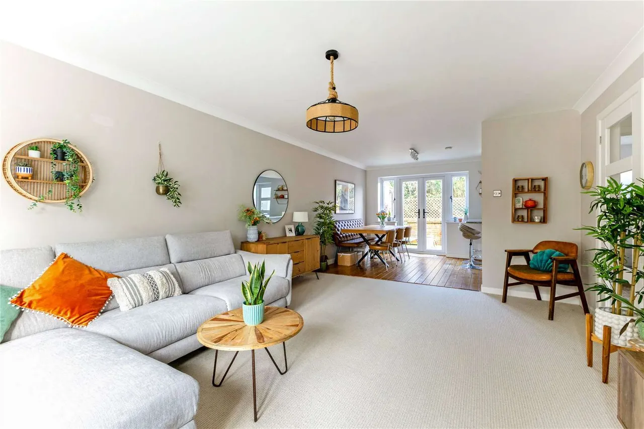 Brunswick Place, Lymington, Hampshire, SO41 9EQ, photo 8
